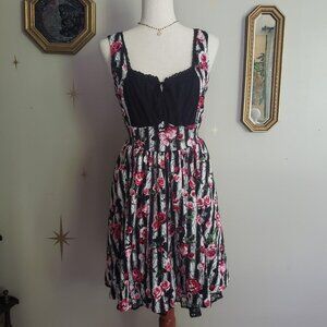 gothic milkmaid dress / hot topic / medium / corset back